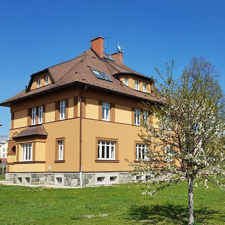 Kavarna A Penzion Reichl Králíky 外观 照片